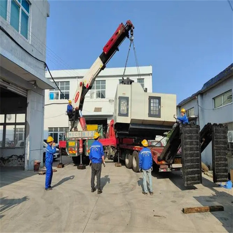 德安电力设备吊装