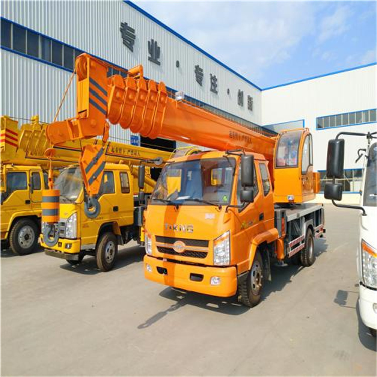 德安吊门窗的小型吊车怎么收费